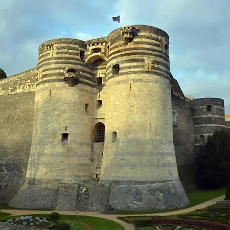 Retour De - La Bonne Marienne - La Madeleine *