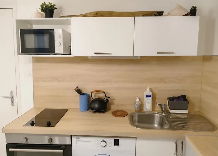 Retour De - La Bonne Marienne - La Madeleine Apartamento